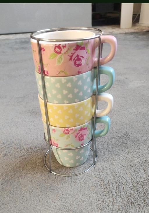 Buy & Sell Grafton Street Industrial Estate West Northamptonshire - Photos for 4 cups with stand