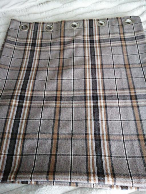 Buy & Sell Dimmingsdale South Staffordshire - Photos for Pair of curtains 66 x72 (Dunelm) 