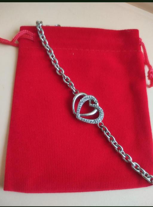 Buy & Sell Grafton Street Industrial Estate West Northamptonshire - Photos for Beautiful bracelet with gift bag