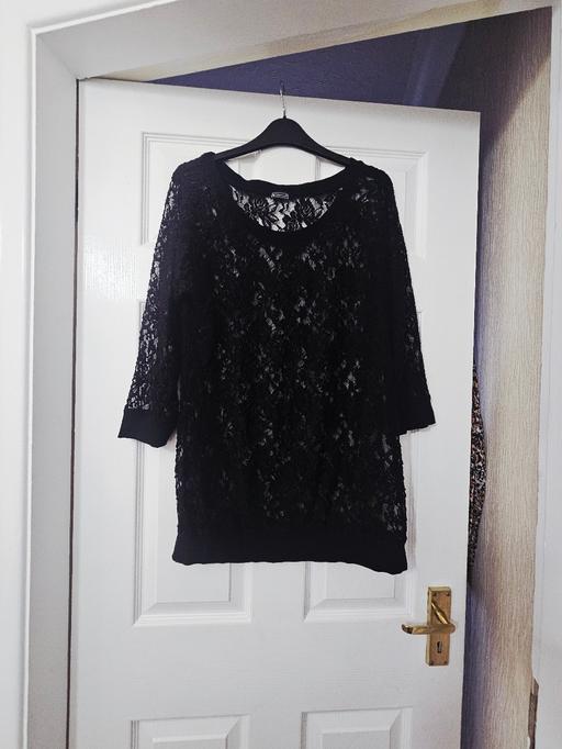 Buy & Sell Newton Doncaster - Photos for Laura Scott designer top, size 16