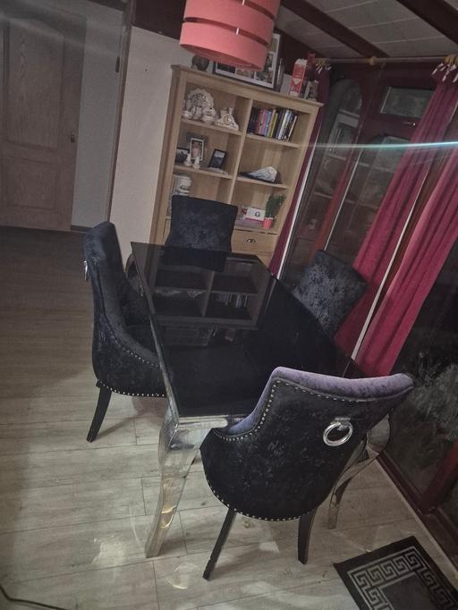 Buy & Sell Crewe Cheshire East - Photos for glass top dining table w/crush velvet chairs