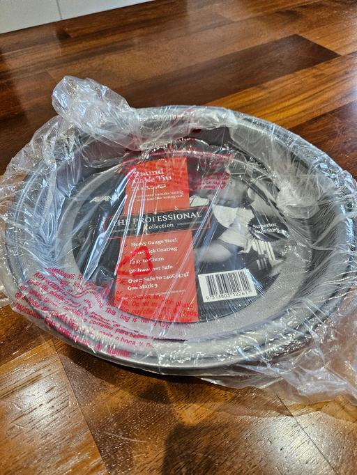 Buy & Sell Bradmore Wolverhampton - Photos for New cake tin