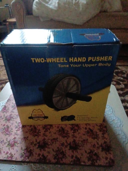 Buy & Sell Wolverhampton City Centre Wolverhampton - Photos for Brand new Two-wheel hand pusher for toning.