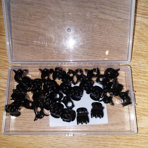 Buy & Sell Ocker Hill Sandwell - Photos for butterfly hair clips x 30 mini clips in case