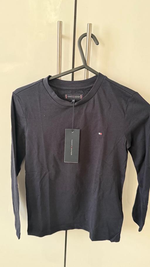 Buy & Sell East Ham East London - Photos for Tommy Hilfigar boys long sleeve top navy