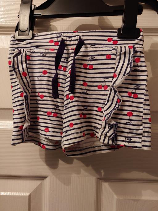 Buy & Sell Woodthorpe Charnwood - Photos for Girls stripey shorts size 12-18 months
