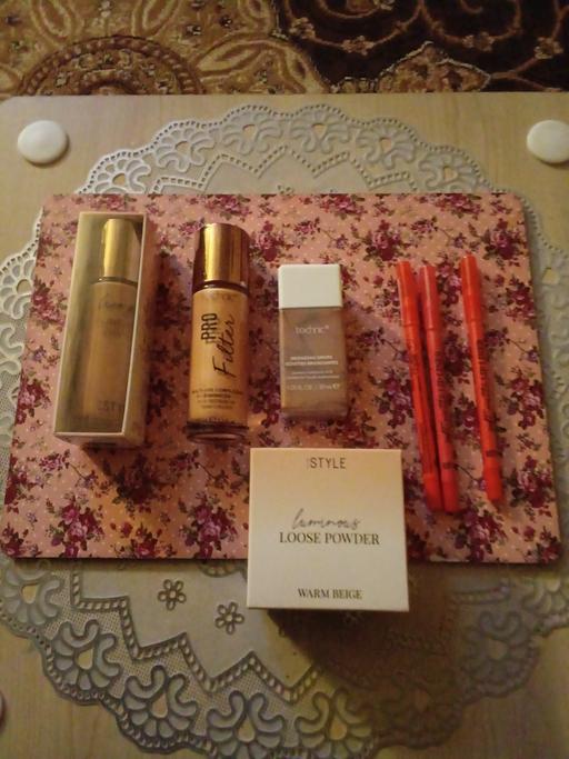 Buy & Sell Blakenhall Wolverhampton - Photos for Bundle of Lady's Makeup sets.