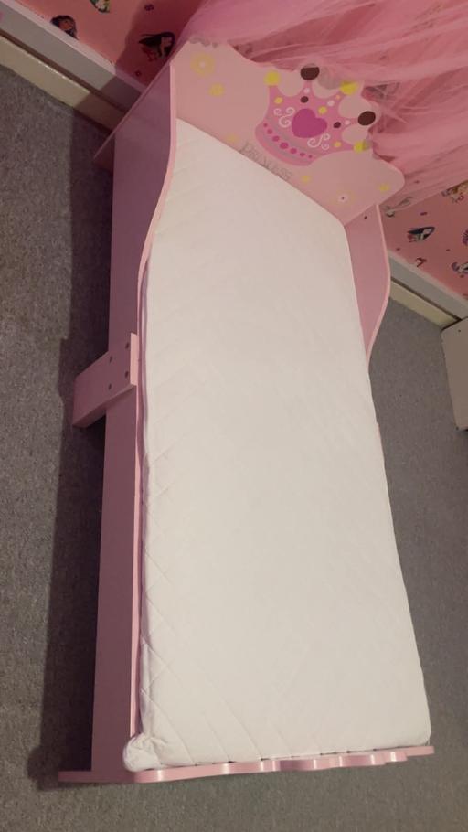 Buy & Sell Fordbridge Solihull - Photos for pink princess toddler bed