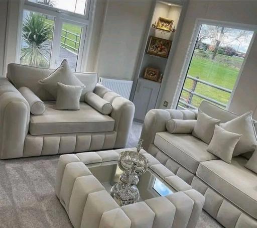 Buy & Sell Barkerend Bradford - Photos for Lily 3+2 Seater Sofa