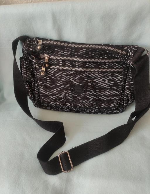 Buy & Sell Grafton Street Industrial Estate West Northamptonshire - Photos for Bag