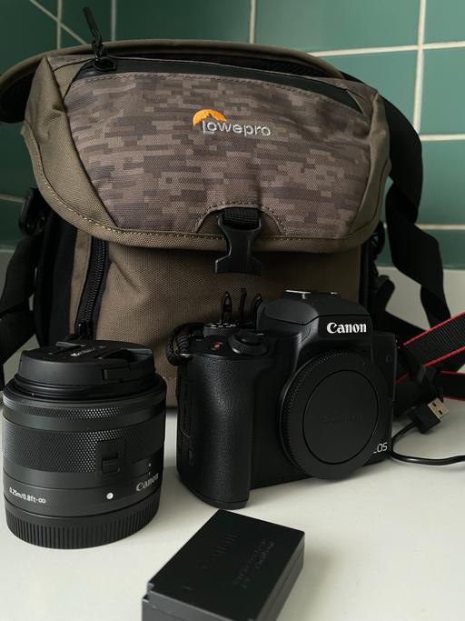 Buy & Sell Hoxton North London - Photos for Canon EOS M50 Mirrorless Camera ( Excellent)