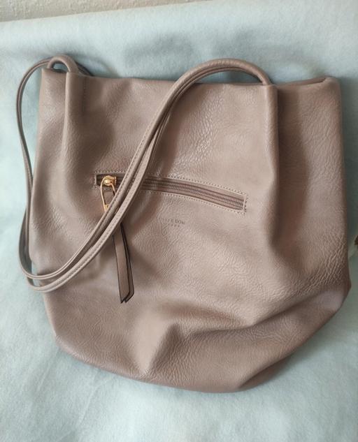 Buy & Sell Grafton Street Industrial Estate West Northamptonshire - Photos for New hand bag