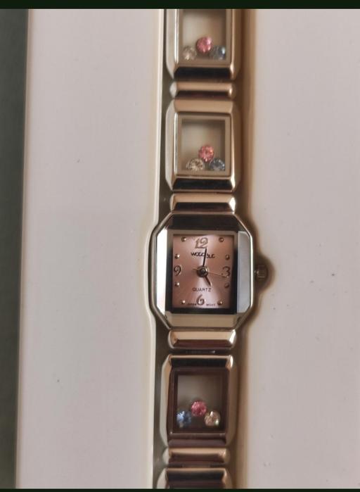 Buy & Sell Grafton Street Industrial Estate West Northamptonshire - Photos for New beautiful watch