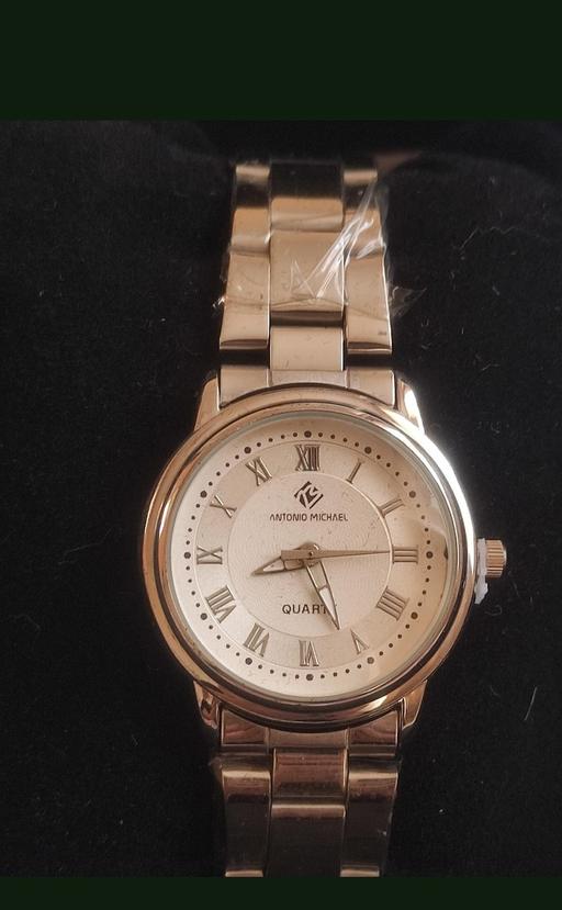 Buy & Sell Grafton Street Industrial Estate West Northamptonshire - Photos for New beautiful watch