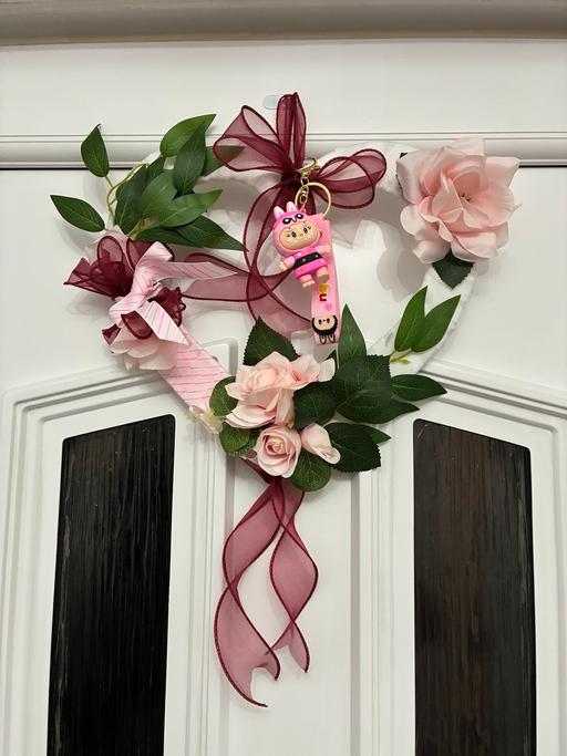 Buy & Sell Scarisbrick (Southport) West Lancashire - Photos for Door wreath with Labubu Keyring