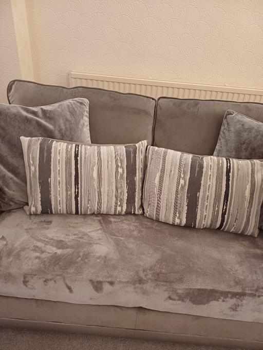 Buy & Sell Woodford Stockport - Photos for cushions