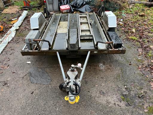 Vehicles Catshill Bromsgrove - Photos for Erde motorbike transporter