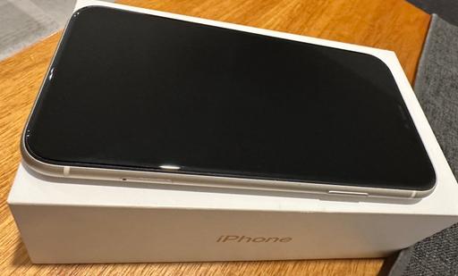 Buy & Sell Birstall Charnwood - Photos for Apple iPhone 11 - 64GB - White (Unlocked)