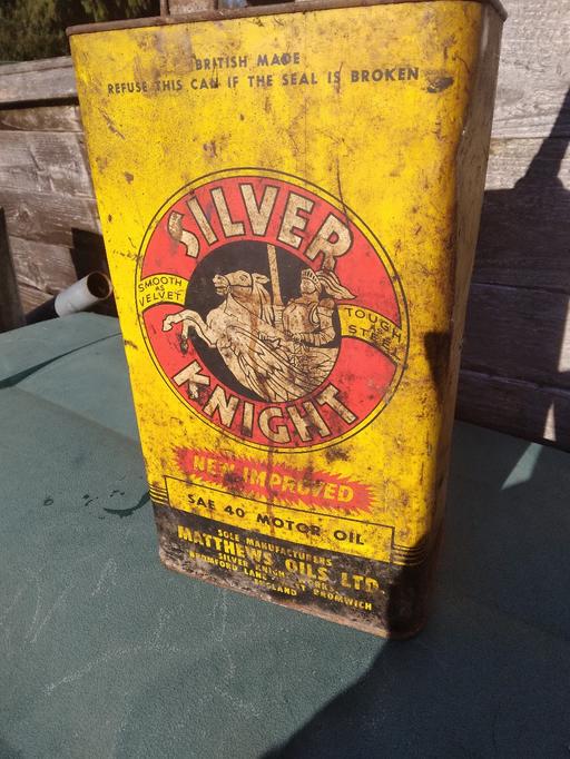 Buy & Sell Netherton Dudley - Photos for Vintage Silver Knight oil can 1 gallon