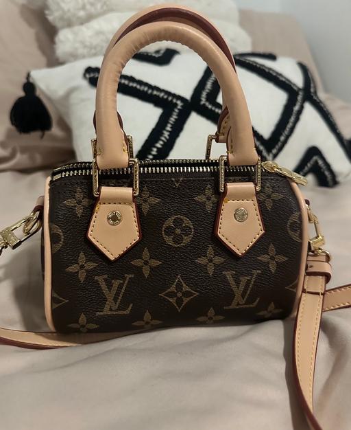 Buy & Sell Aylesbury Buckinghamshire - Photos for Brown/cream LV nano-Never Used