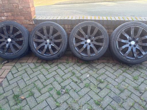 Vehicles Premier Business Park Walsall - Photos for Range Rover alloys