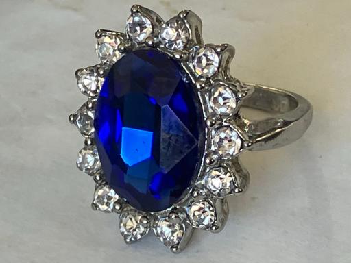 Buy & Sell Yeovil Somerset - Photos for Ladies large silver blue sapphire & C.Z ring.