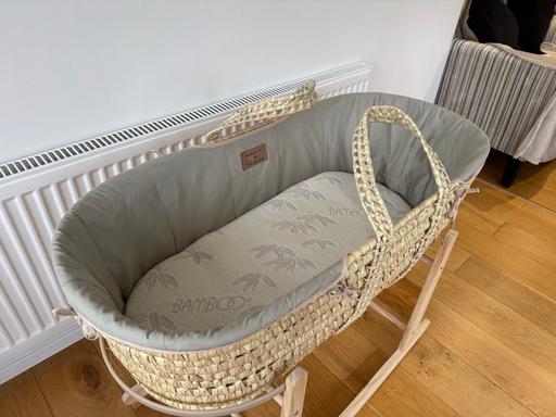 Buy & Sell Brinsworth Rotherham - Photos for ClairdeLune Organic Palm Moses Basket & stand