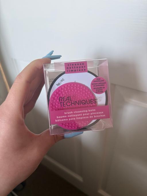Buy & Sell Shrewsbury Shropshire - Photos for Real techniques makeup brush cleaner