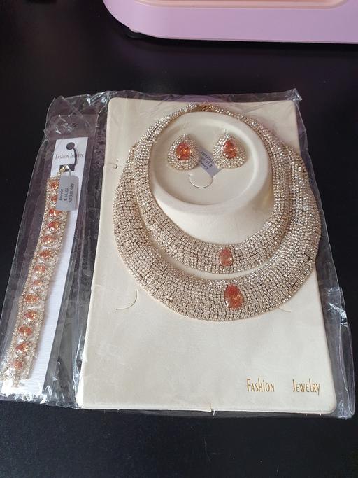 Buy & Sell Upper Gornal Dudley - Photos for diamante jewellery set x 3 pieces NEW