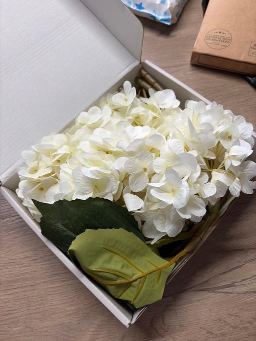 Buy & Sell Duckmanton Chesterfield - Photos for Artificial flowers