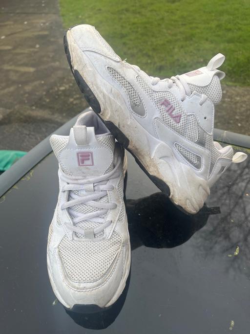 Buy & Sell Conisbrough Doncaster - Photos for Fila trainers hardly worn ladies size 6
