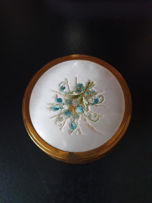 Buy & Sell Upper Gornal Dudley - Photos for vintage embroidered jewellery box