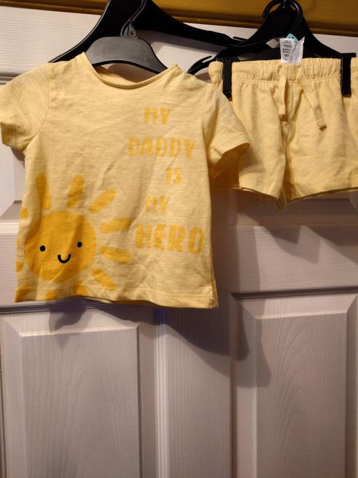  — Baby girls 2 piece summer set size 6-9 months