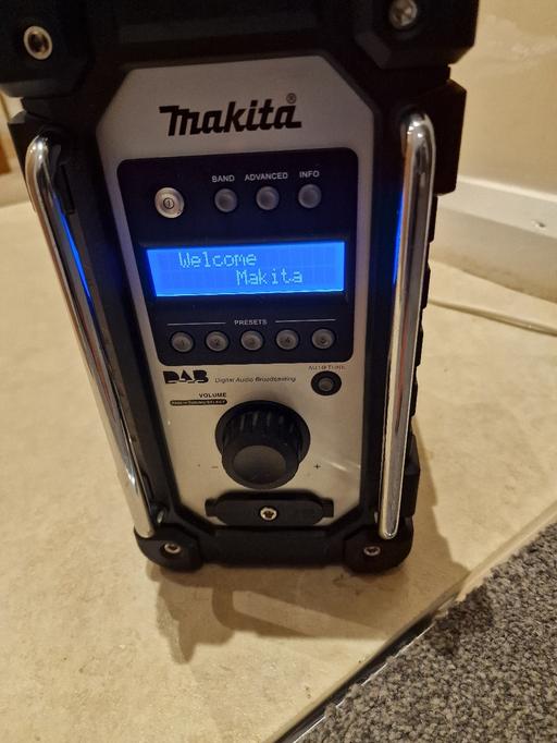 Buy & Sell Walsall West Midlands - Photos for Makita DMR109 DAB/FM Radio - White