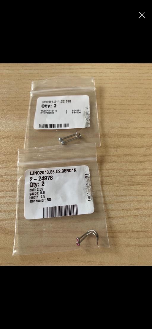 Buy & Sell Goldthorn Park Wolverhampton - Photos for Curved nose Stud & Labret with Ball