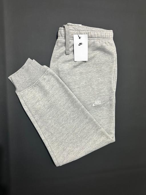Buy & Sell Irlam Salford - Photos for Nike men’s cuffed winter joggers size L
