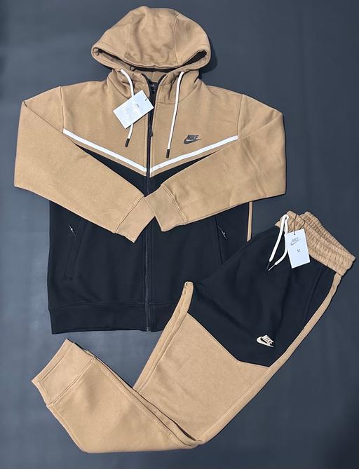 Buy & Sell Irlam Salford - Photos for Nike men’s tracksuit size M colour camel