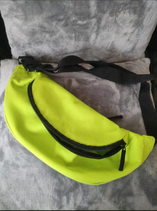 Buy & Sell Grafton Street Industrial Estate West Northamptonshire - Photos for Bag