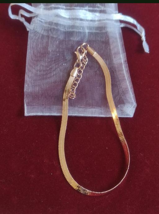 Buy & Sell Grafton Street Industrial Estate West Northamptonshire - Photos for New beautiful bracelet