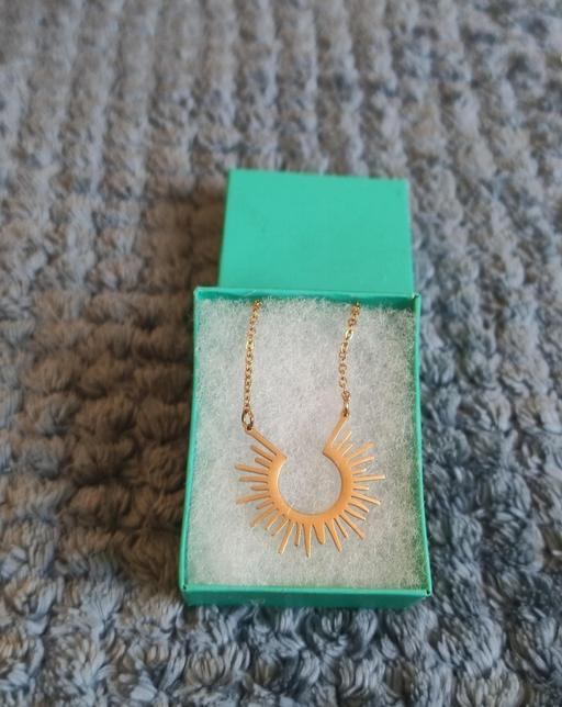 Buy & Sell Grafton Street Industrial Estate West Northamptonshire - Photos for Beautiful necklace chain