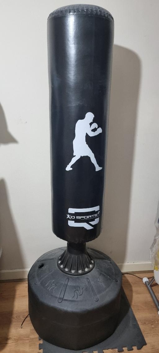 Buy & Sell Shoreditch North London - Photos for Freestanding Punchbag - Excellent Condition