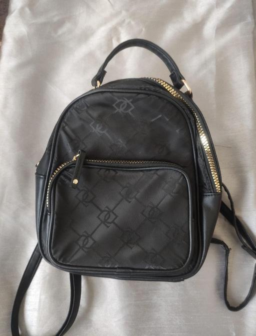 Buy & Sell Grafton Street Industrial Estate West Northamptonshire - Photos for Small backpack bag