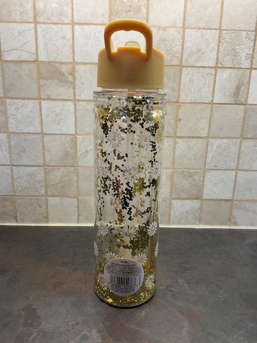 Buy & Sell Roby Knowsley - Photos for Daisy Glitter Bottle