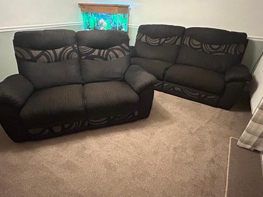Buy & Sell Sapley Huntingdonshire - Photos for 2 seater and 3 seater sofa