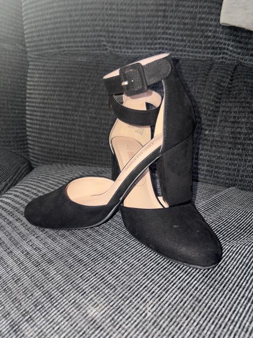 Buy & Sell Great Bridge Sandwell - Photos for Smart black high heeled shoes