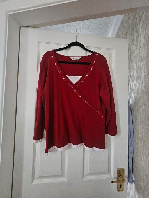 Buy & Sell Newton Doncaster - Photos for T-shirt style 2 in 1 top, size 16