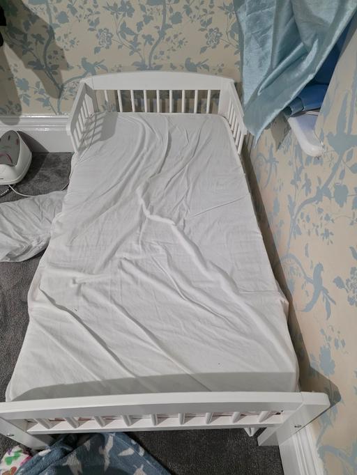 Buy & Sell Bardsley Oldham - Photos for toddler bed including mattress