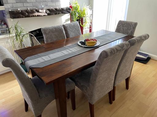 Buy & Sell Haydon Wick Swindon - Photos for DINING TABLE AND 6 CHAIRS