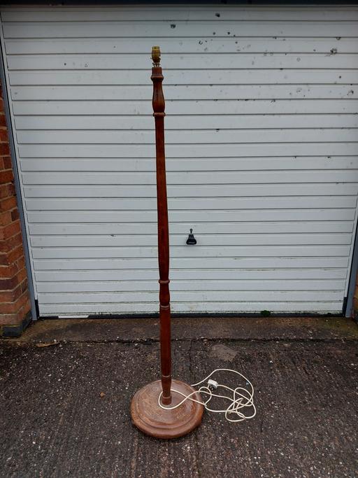 Buy & Sell Kings Norton Birmingham - Photos for Vintage wooden floor lamp