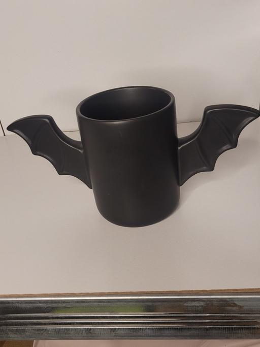 Buy & Sell Lee Chapel North Basildon - Photos for Batman mug with wings